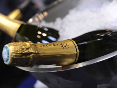 Και η γαλλική σαμπάνια βρίσκεται σε κρίση…